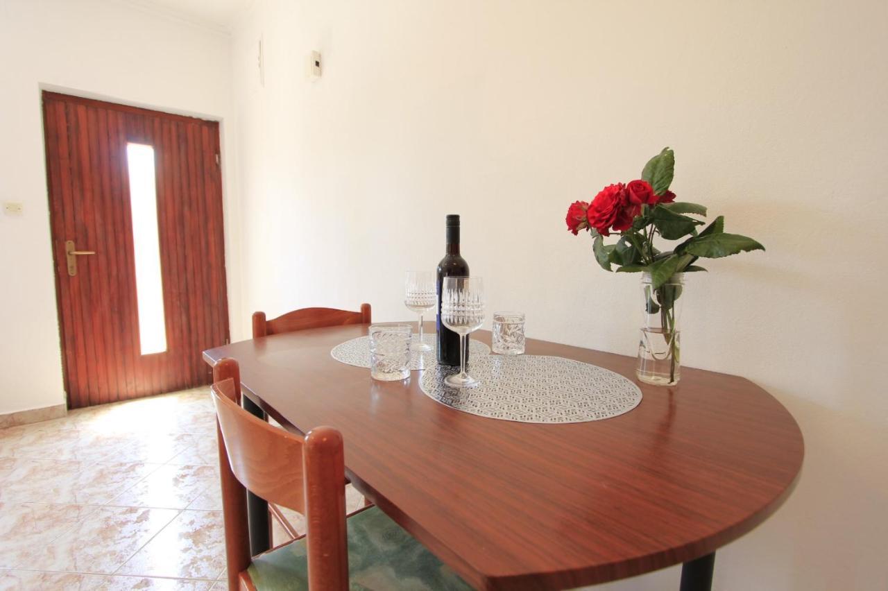 Apartmani Nika Bibinje Luaran gambar