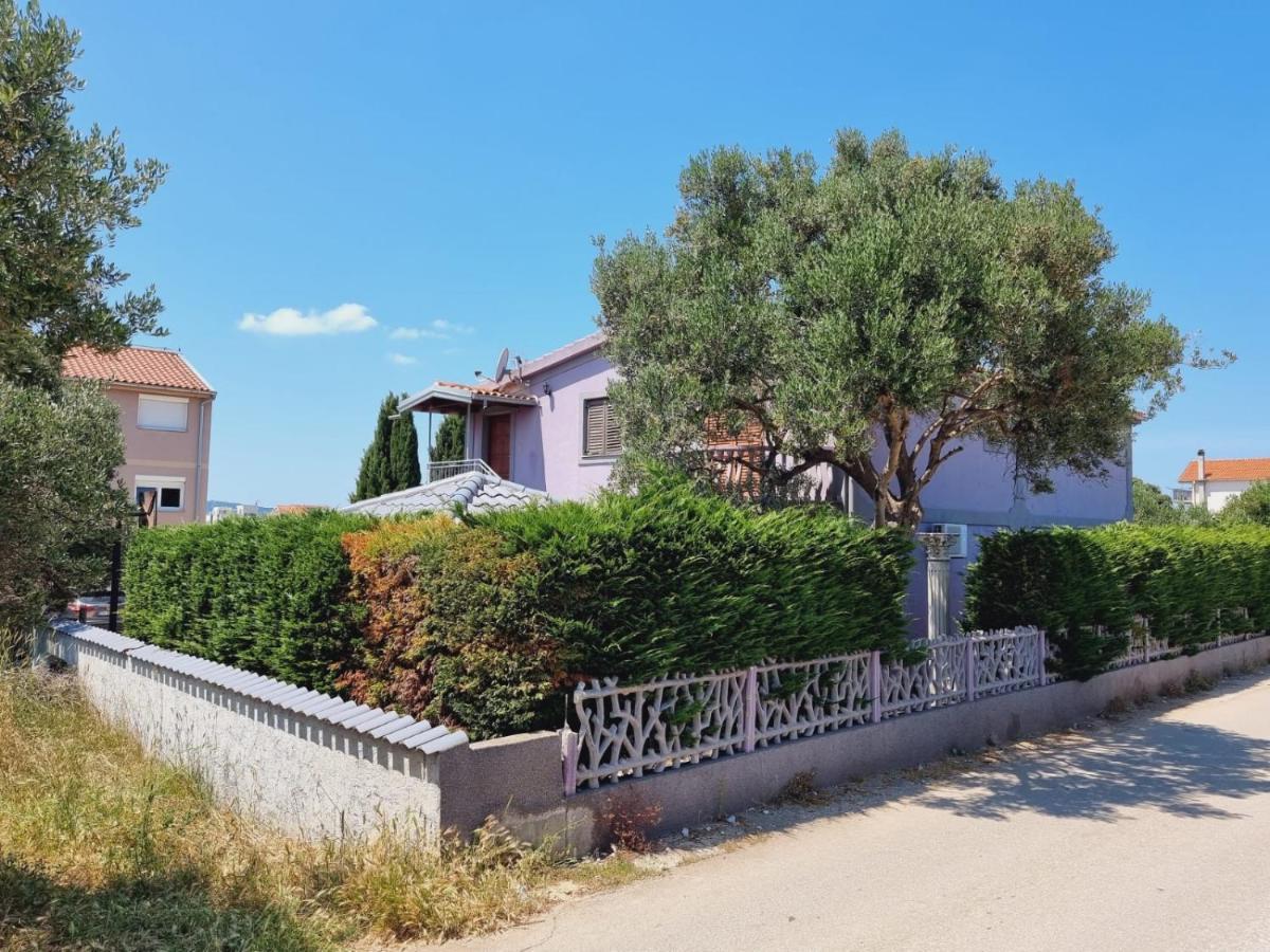 Apartmani Nika Bibinje Luaran gambar