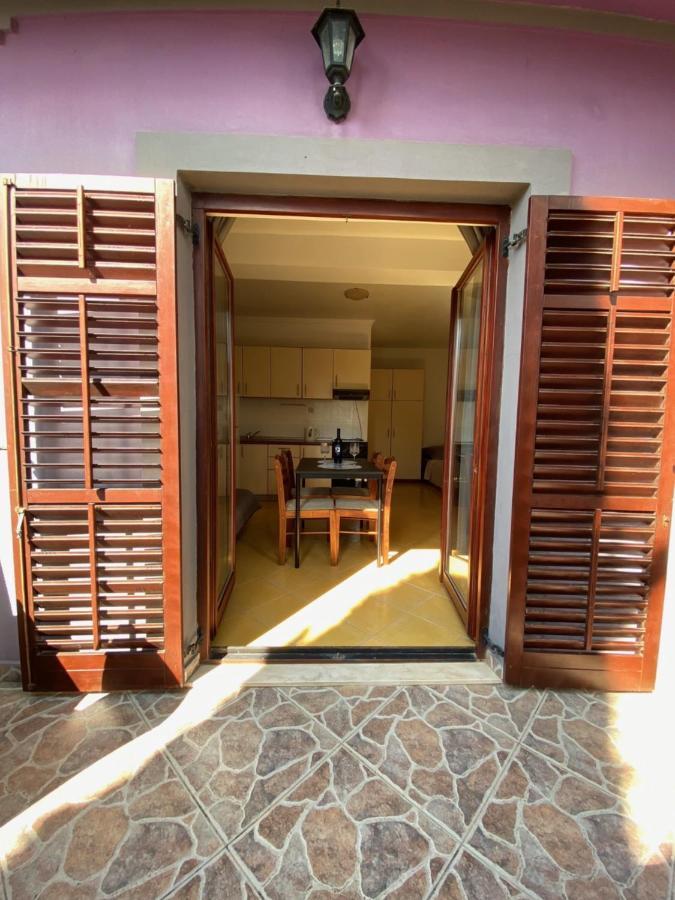 Apartmani Nika Bibinje Luaran gambar