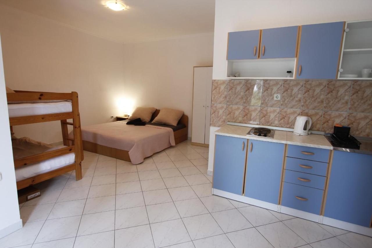 Apartmani Nika Bibinje Luaran gambar